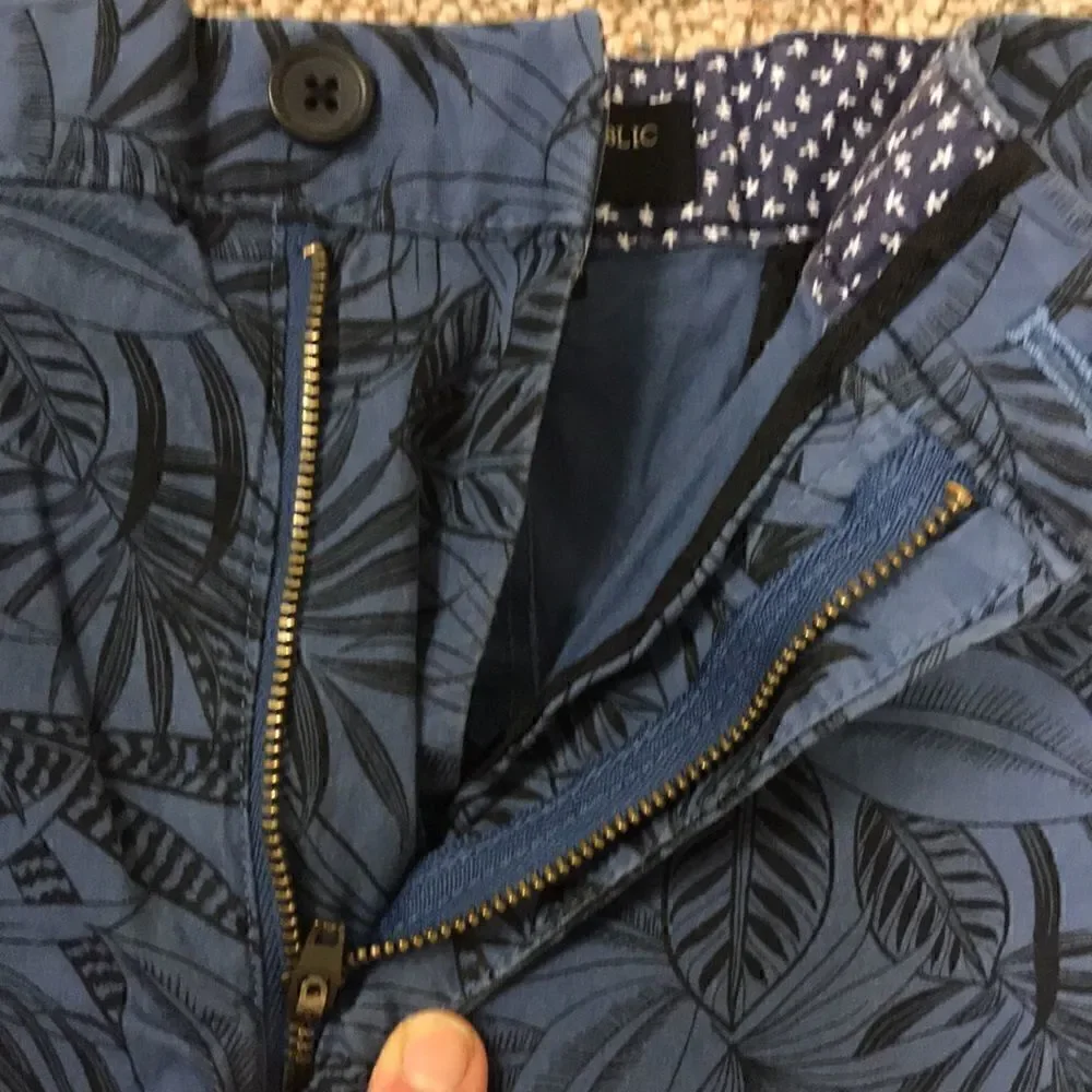 👠Banana Republic shorts.   Size 31